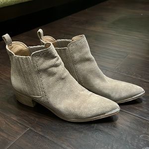 Marc Fisher Yami ankle bootie in taupe suede